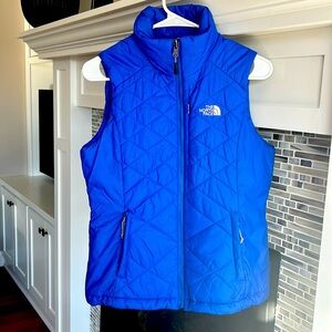 Women’s quilted North Face lightweight vest